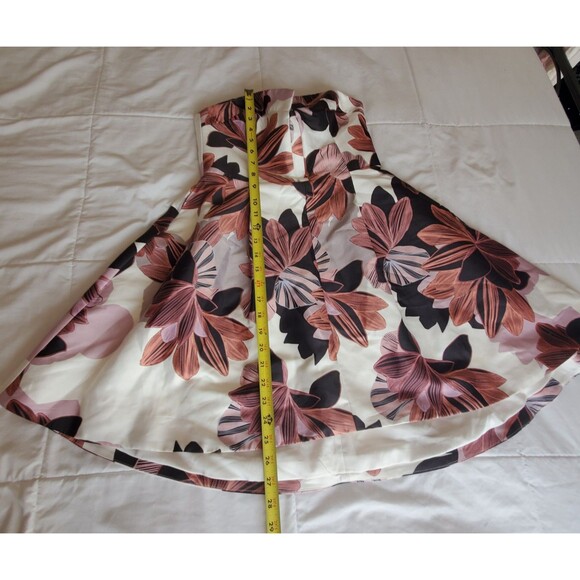 Keepsake The Label Divide Mini Dress NWT Womens Medium Collage Floral Pink - Picture 6 of 8